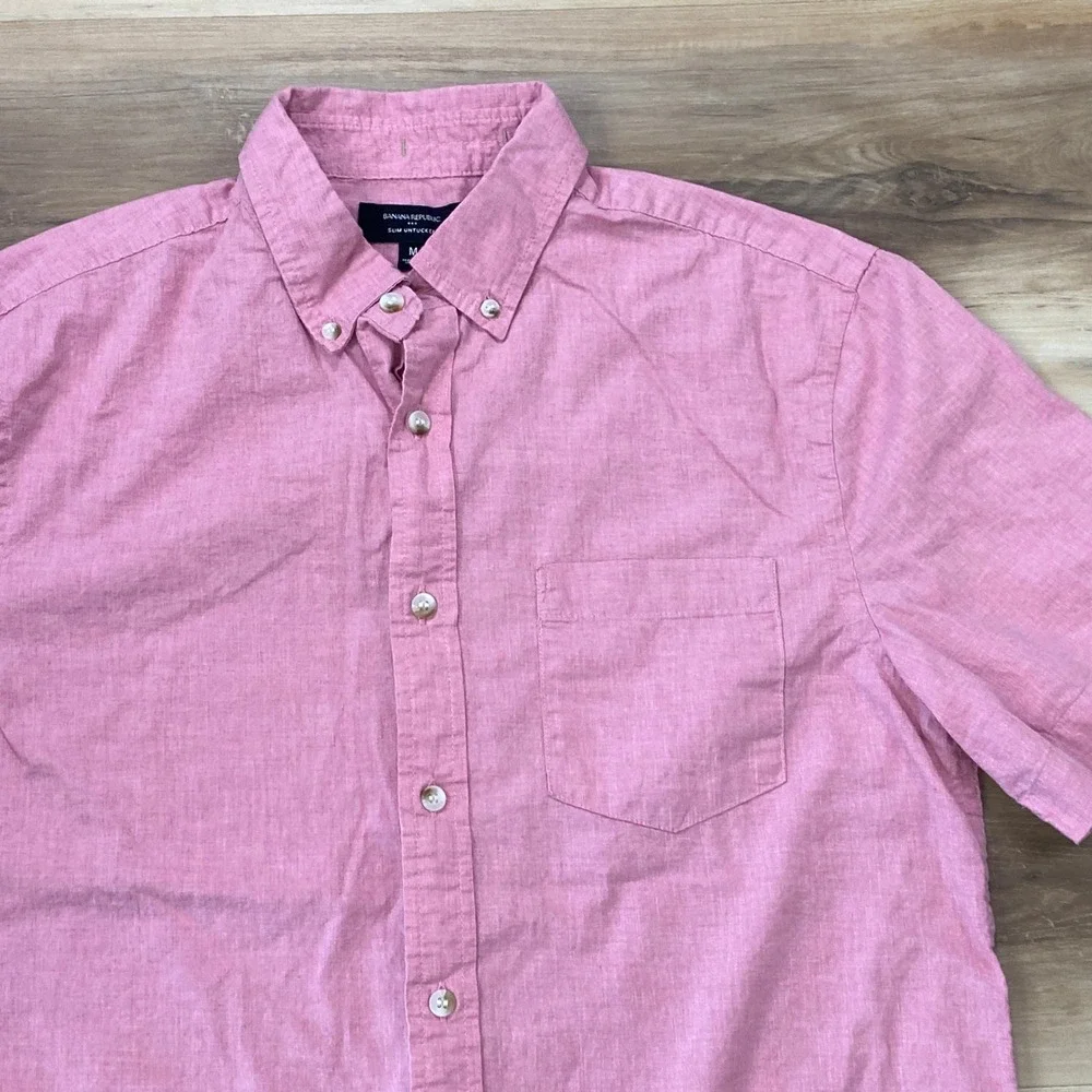 Banana Republic slim untucked
